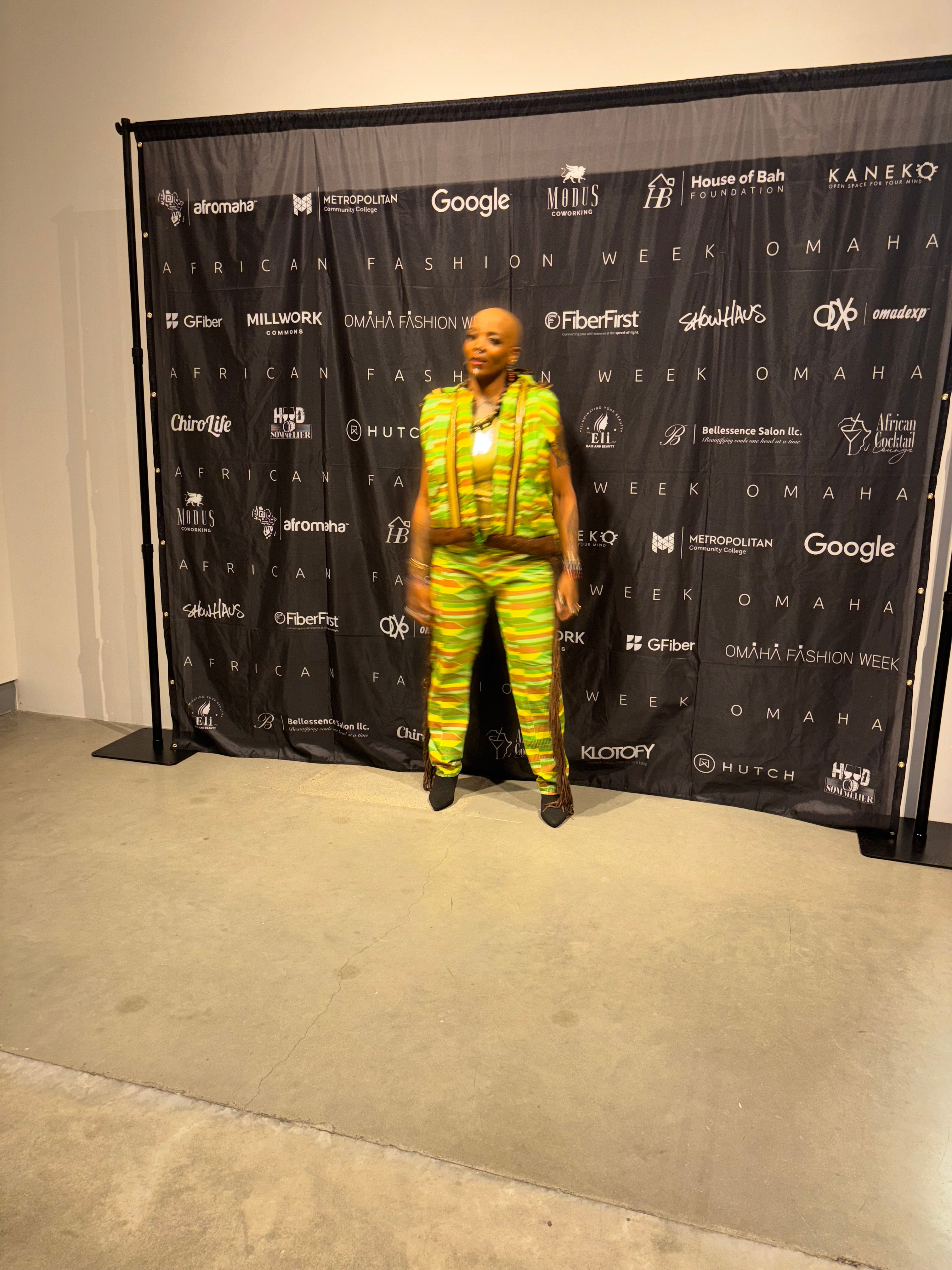 Tree Home Outfit Kente Resilience Set