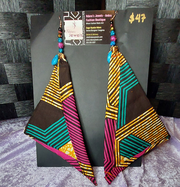 Teal / Magenta Town Pyramid Earring